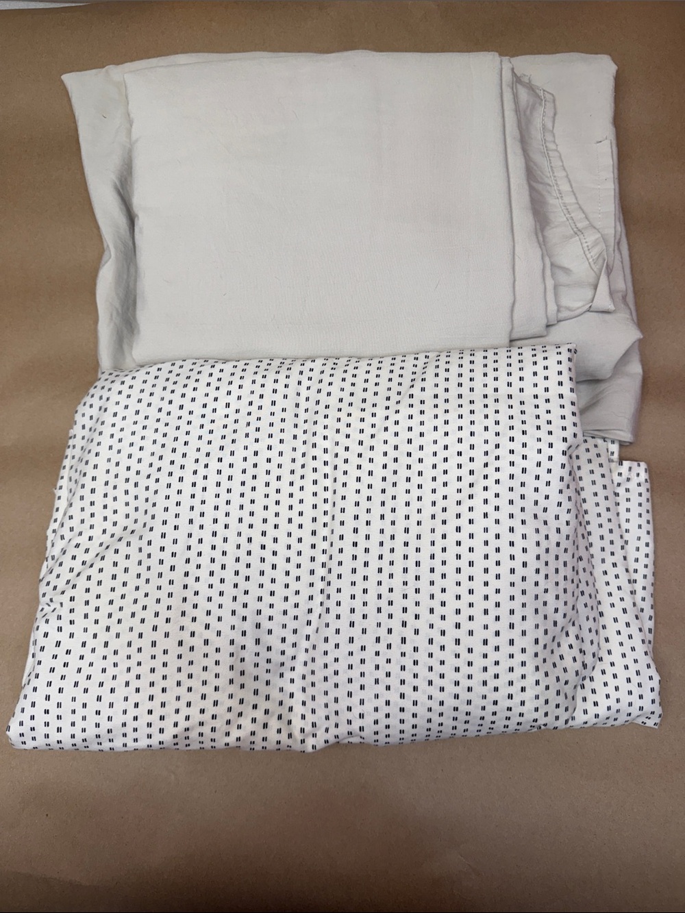 Bundle 2 Queen Sheet Sets with Black Dot Grid Pattern